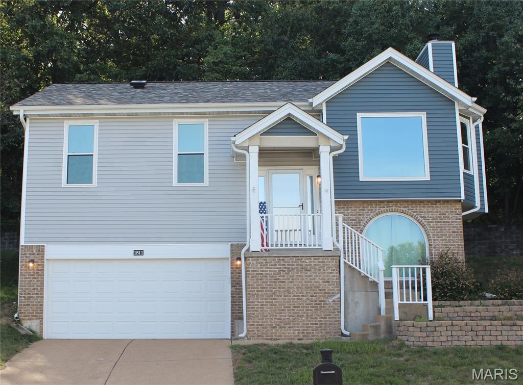 1511 Glenn Brooke Woods Circle Property Photo 1