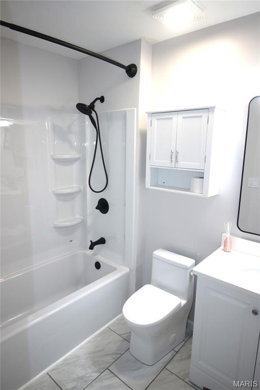 1511 Glenn Brooke Woods Circle Property Photo 10