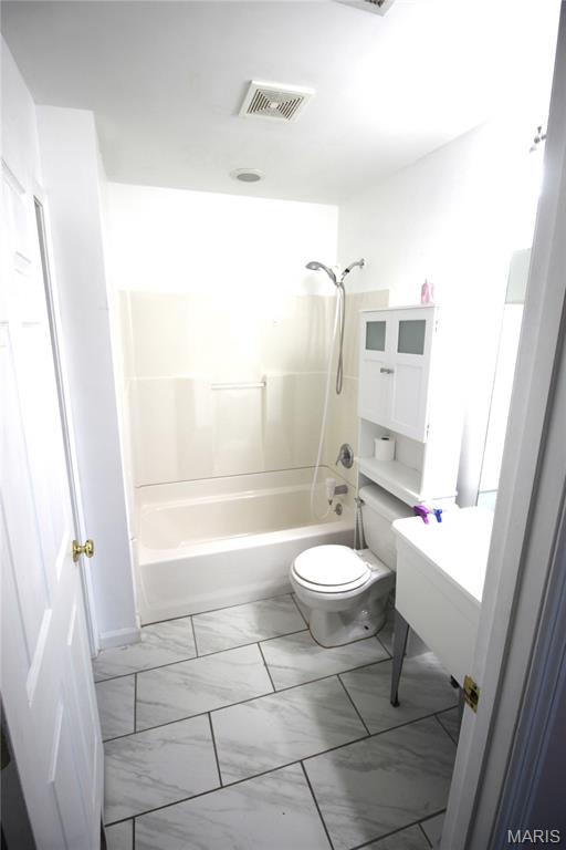 1511 Glenn Brooke Woods Circle Property Photo 14
