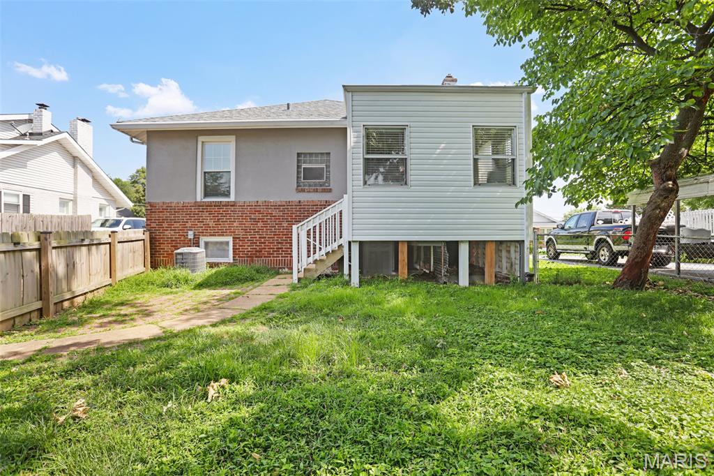 8828 Powell Avenue Property Photo 28