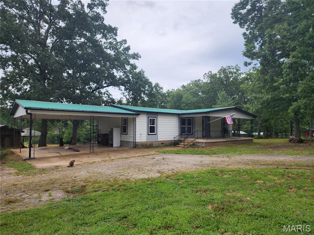 1131 Wayne Route V Property Photo 1