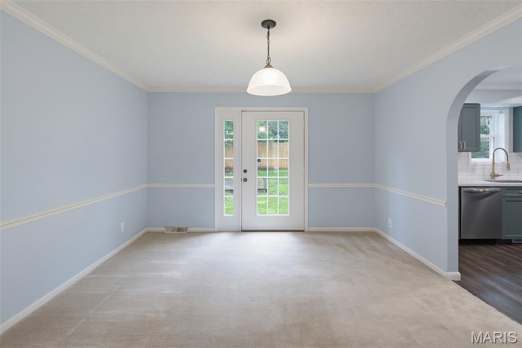 107 Summer Drive Property Photo 7