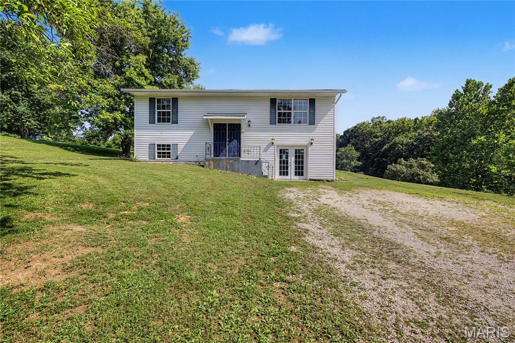 5587 Ems Road Property Photo 1