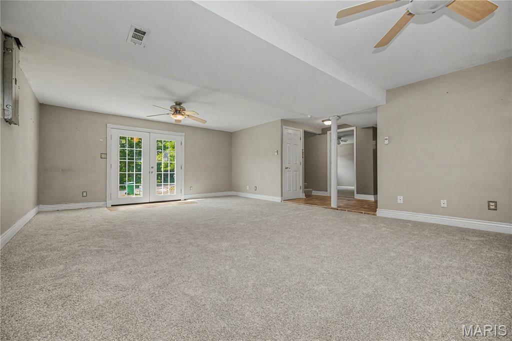 5587 Ems Road Property Photo 18