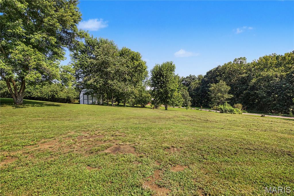 5587 Ems Road Property Photo 28
