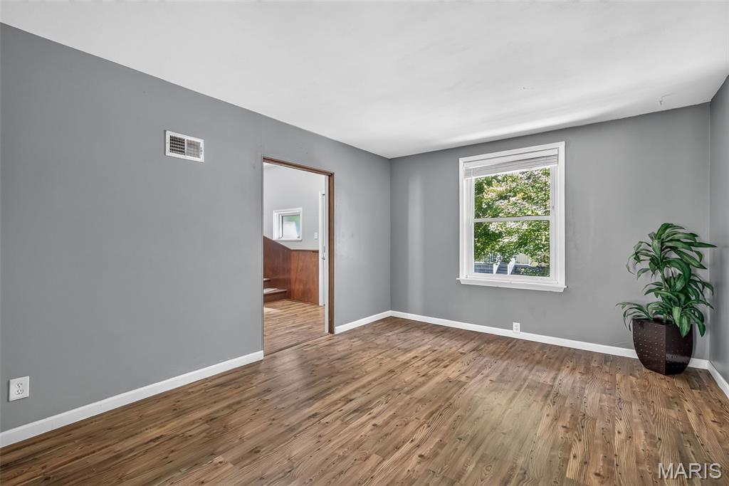 4725 Terrace Avenue Property Photo 10