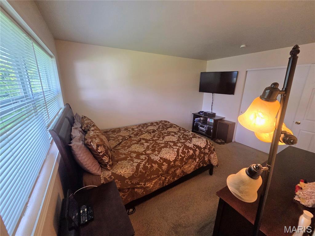 2130 Canterbury Drive Property Photo 14