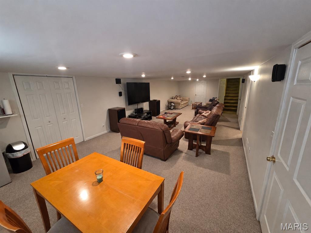 2130 Canterbury Drive Property Photo 22