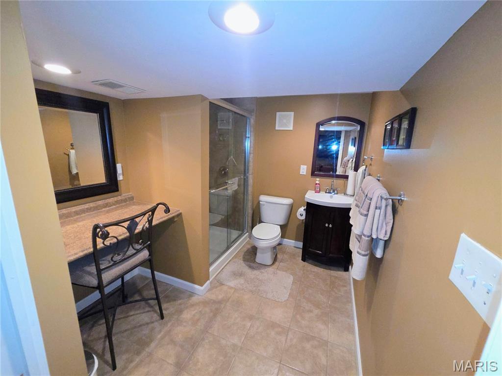 2130 Canterbury Drive Property Photo 25