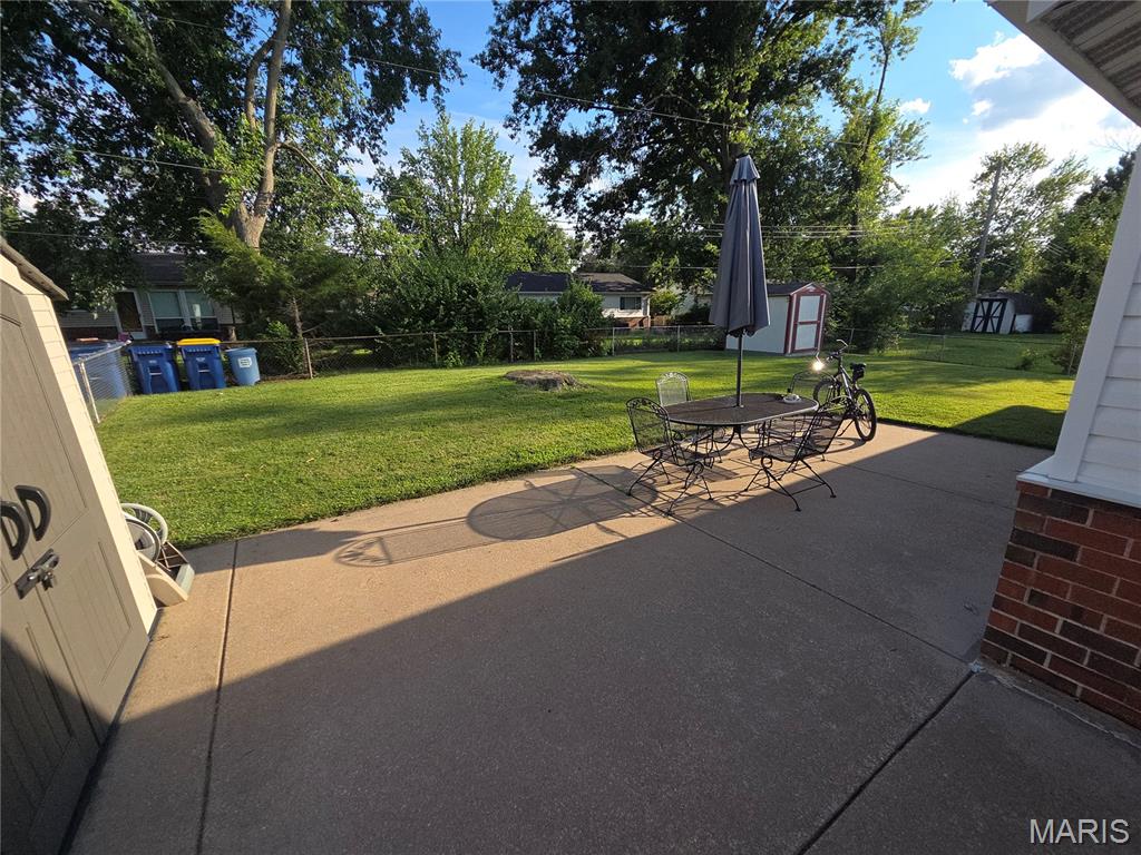 2130 Canterbury Drive Property Photo 35