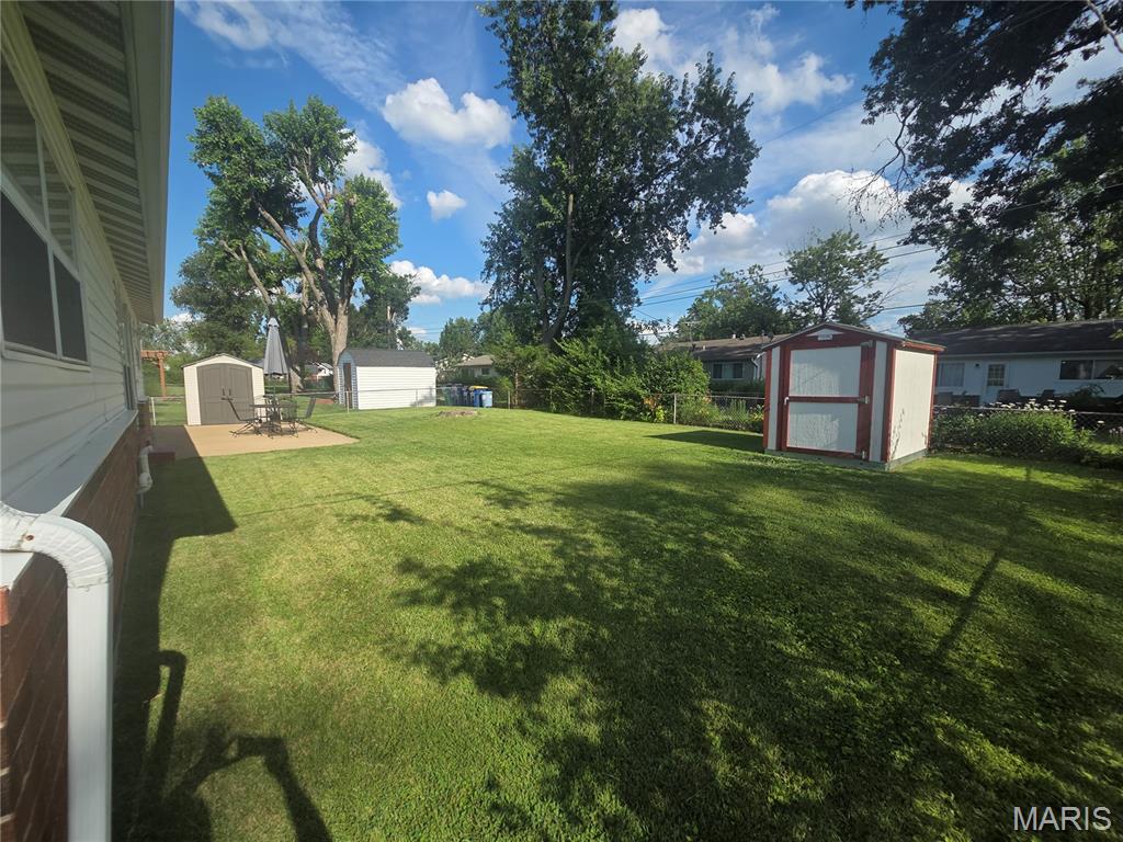 2130 Canterbury Drive Property Photo 37
