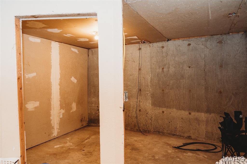 2815 W Lakeview Drive Property Photo 23