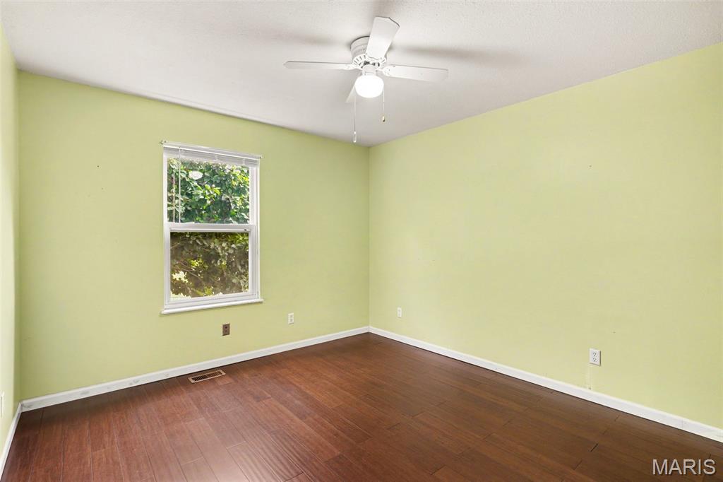 875 Crider Lane Property Photo 17