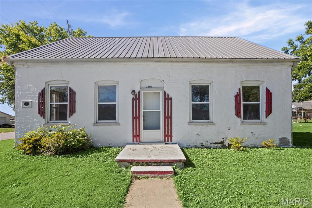 700 Walnut Street Property Photo 2