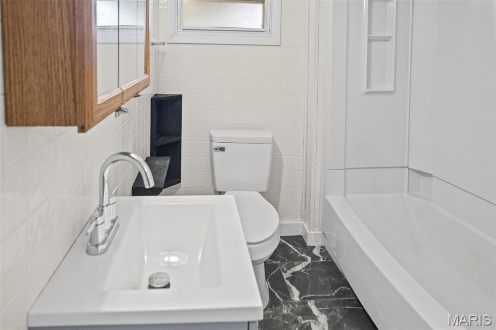 700 Walnut Street Property Photo 16