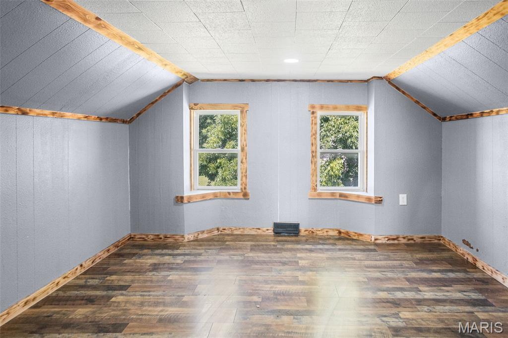 700 Walnut Street Property Photo 34