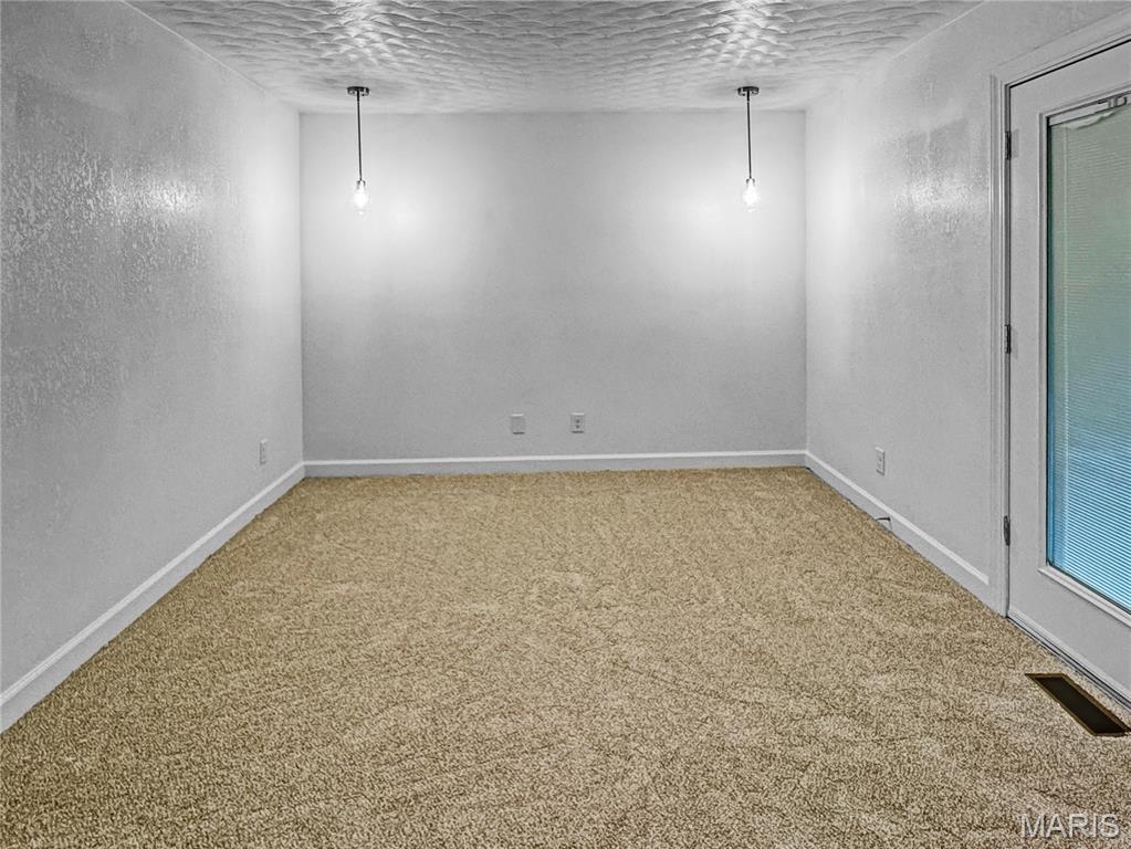 4600 Hilltop Drive Property Photo 35