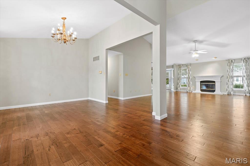 8010 Knights Crossing Drive Property Photo 3