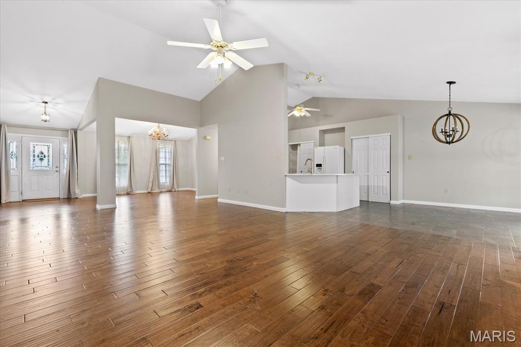 8010 Knights Crossing Drive Property Photo 11