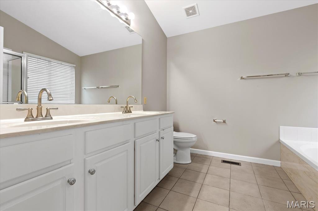 8010 Knights Crossing Drive Property Photo 19