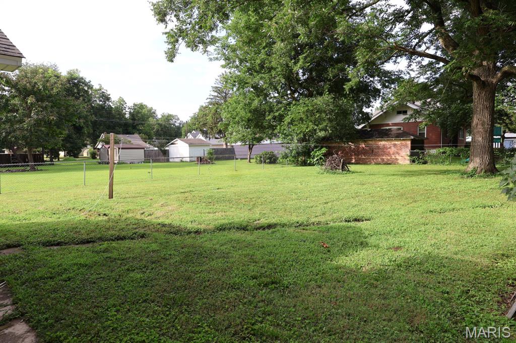 108 Elm Street Property Photo 18
