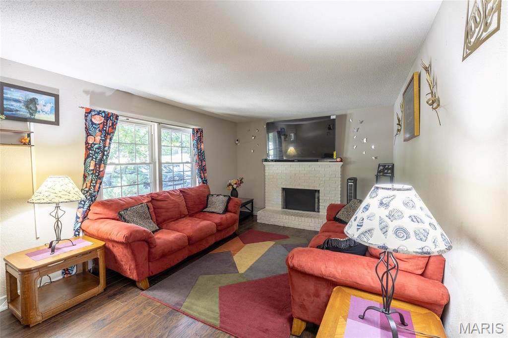 614 N Mount Auburn Road Property Photo 8