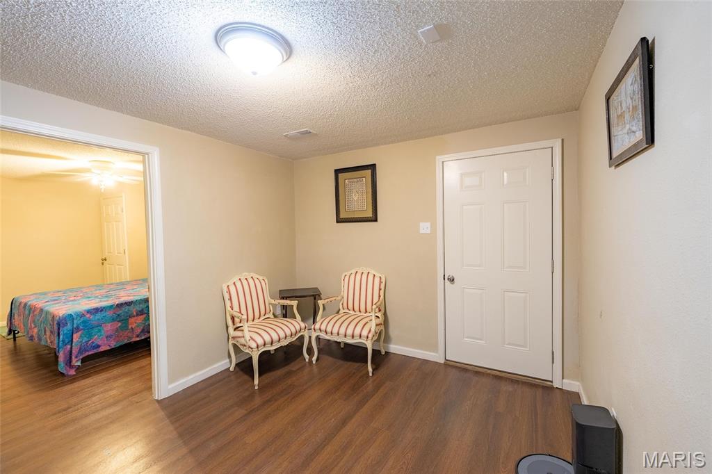 614 N Mount Auburn Road Property Photo 21