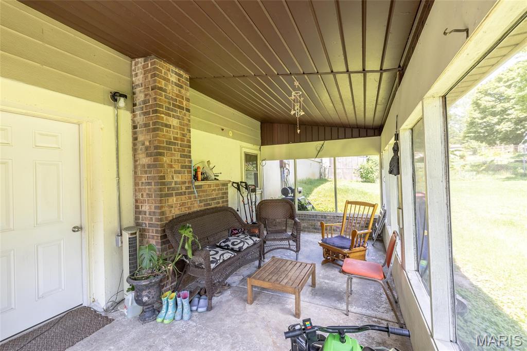 614 N Mount Auburn Road Property Photo 27