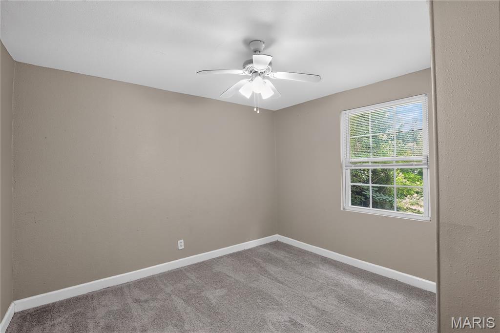 10183 Cloverdale Drive Property Photo 12