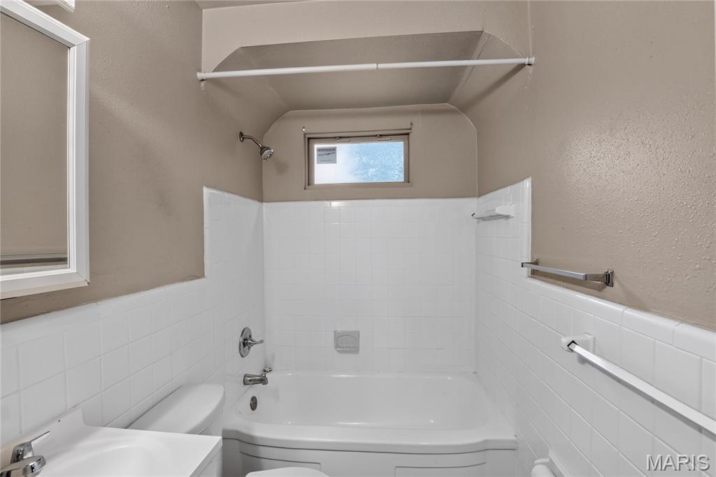 10183 Cloverdale Drive Property Photo 16