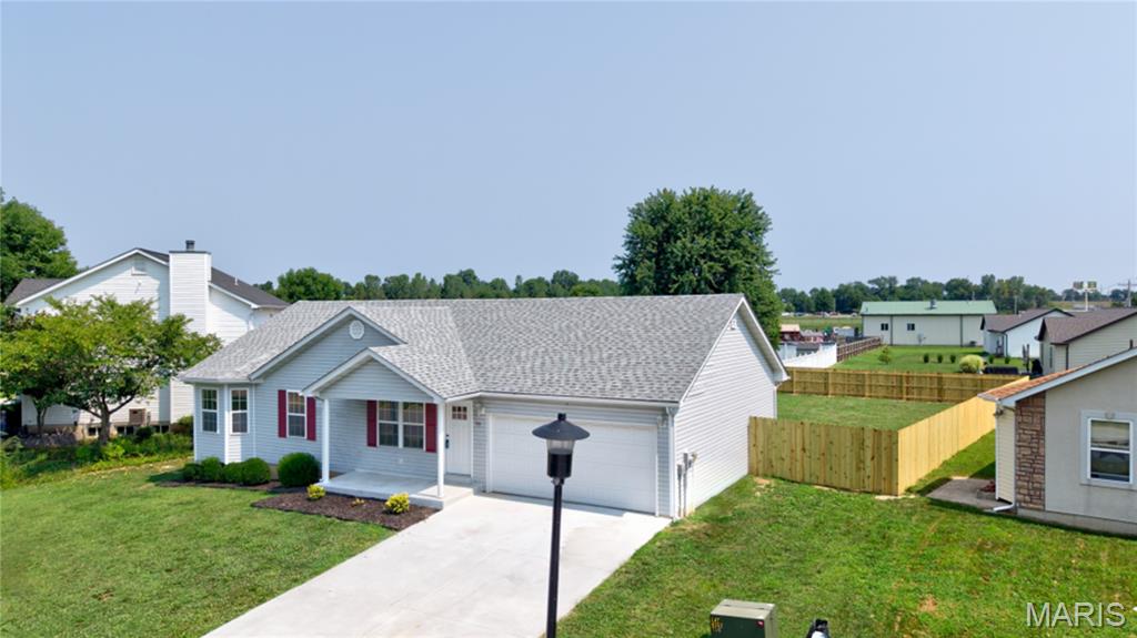 104 Briarwood Drive Property Photo 2