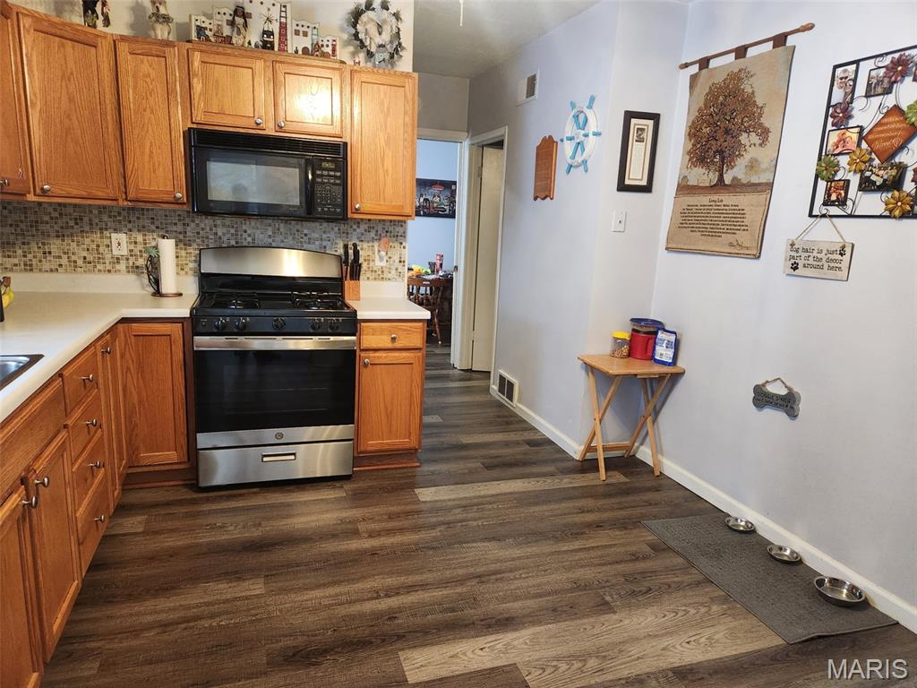 776 Zeiss Avenue Property Photo 4
