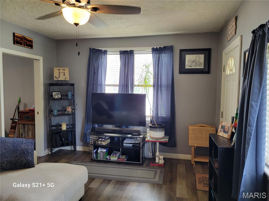776 Zeiss Avenue Property Photo 5