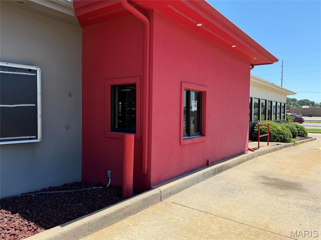 5 S Kingshighway Property Photo 6