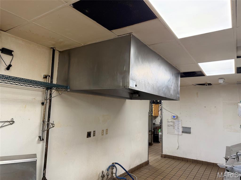 5 S Kingshighway Property Photo 17