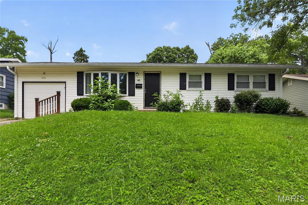 1027 Renshaw Drive Property Photo 1
