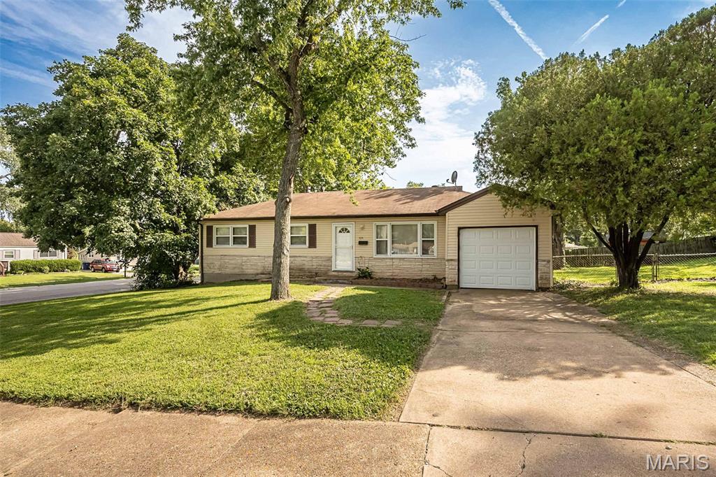 1115 Forestwood Drive