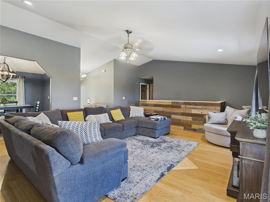 22410 Beaumont Road Property Photo 4