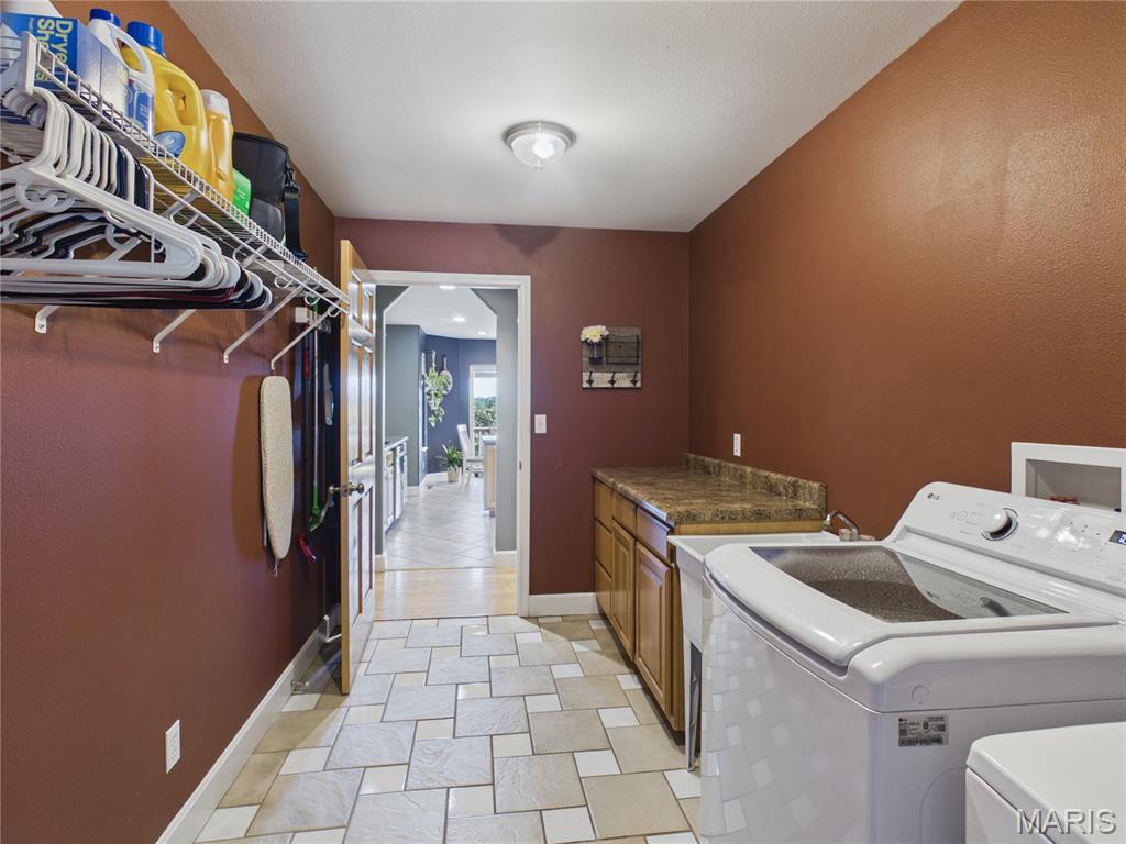 22410 Beaumont Road Property Photo 11