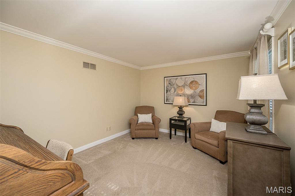173 Hickory Tree Court Property Photo 4