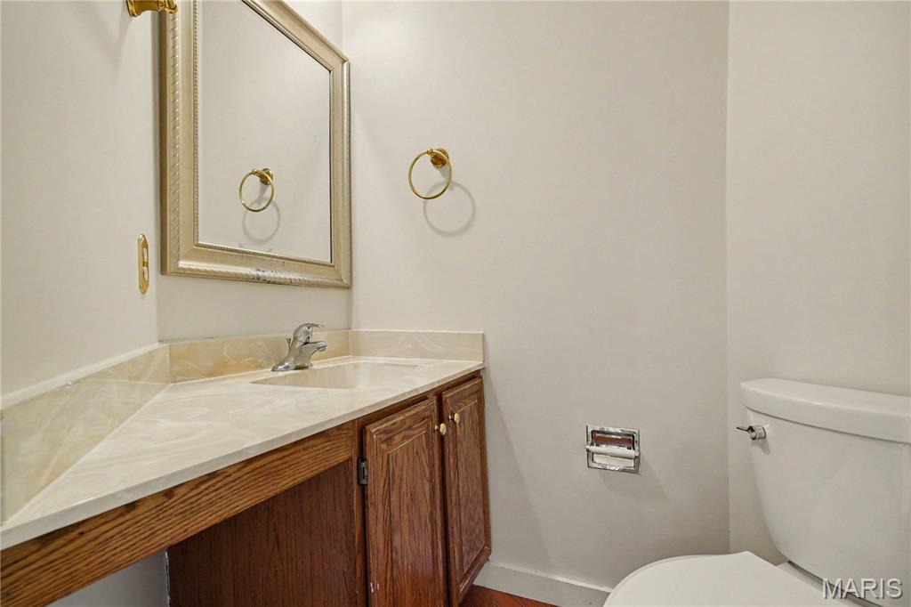 638 Old Ballwin Road Property Photo 9