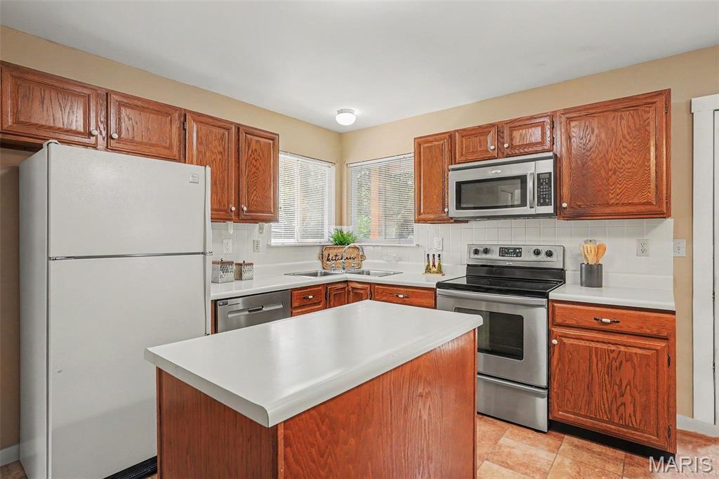 638 Old Ballwin Road Property Photo 10