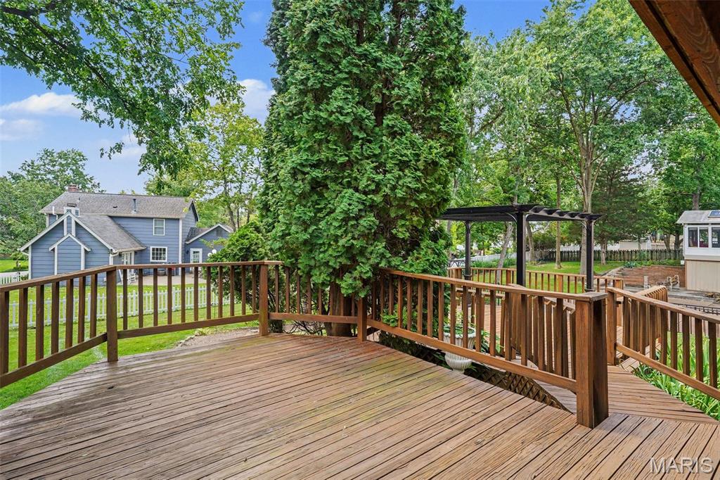 638 Old Ballwin Road Property Photo 24