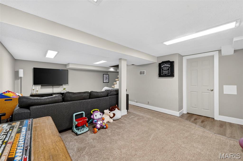 960 Briarton Drive Property Photo 16