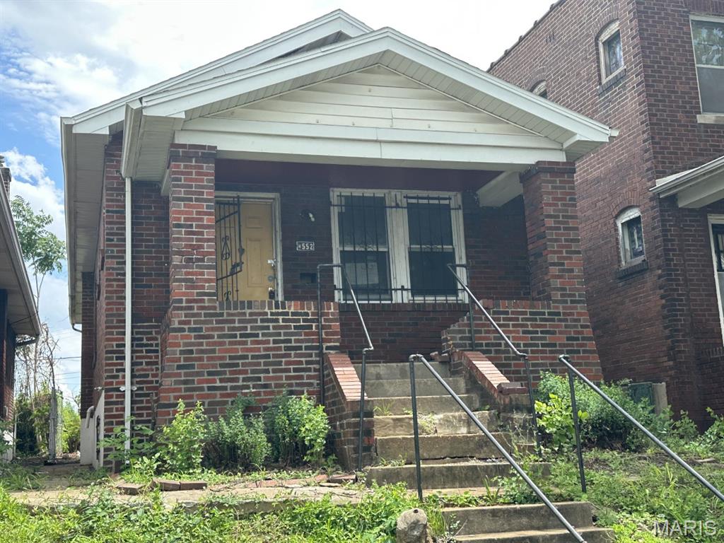 4552 Arlington Avenue Property Photo 1