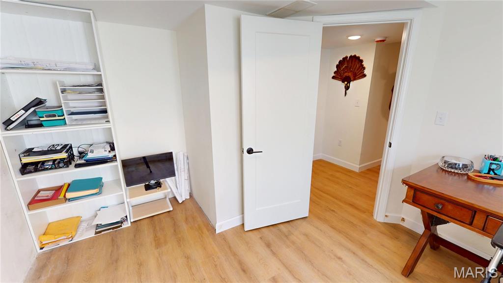 1406 Kweit Lane Property Photo 21
