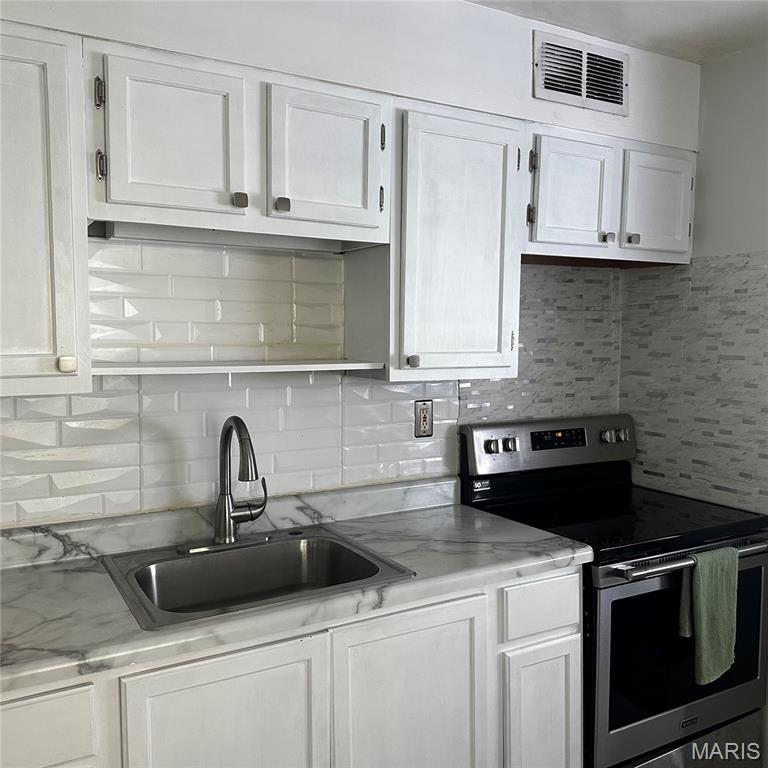 6227 Evergreen Boulevard Property Photo 4