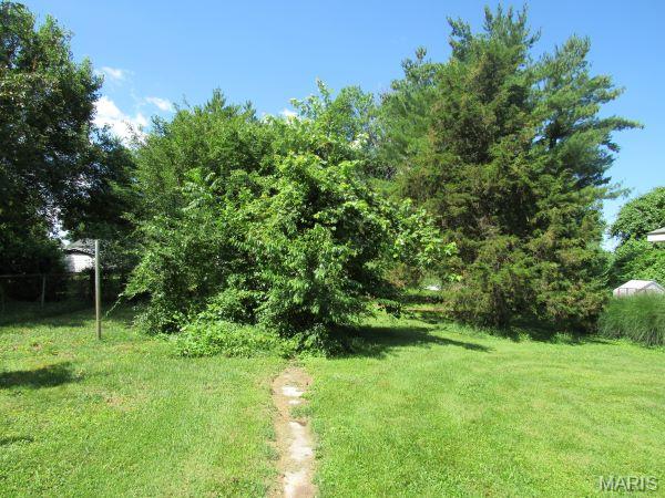 6024 W B Street Property Photo 2