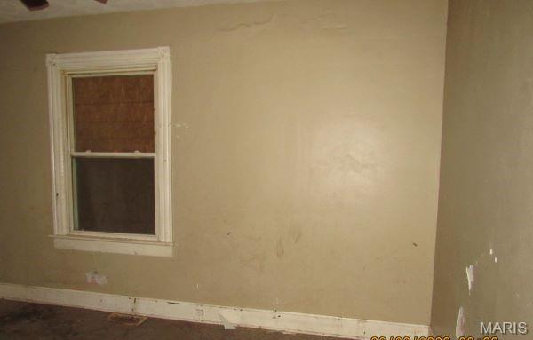 6024 W B Street Property Photo 8