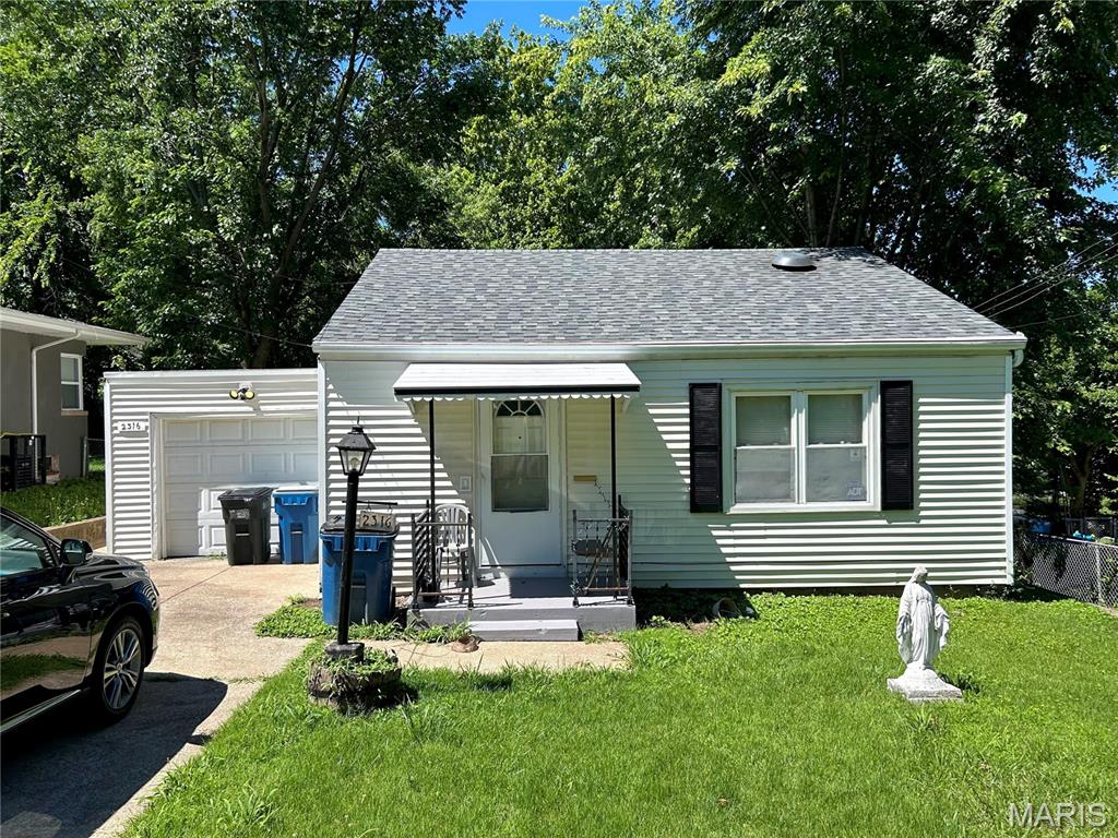 2316 Shields Avenue Property Photo 1